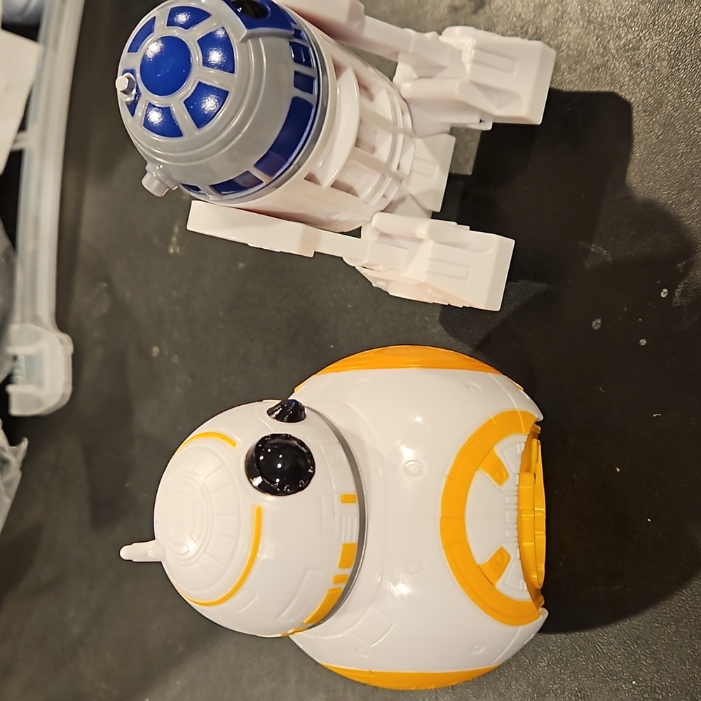 Star Wars Play Doh BB8 and R2-D2